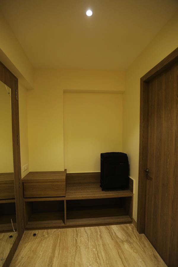 Lakeview Service Apartments Καλκούτα Εξωτερικό φωτογραφία