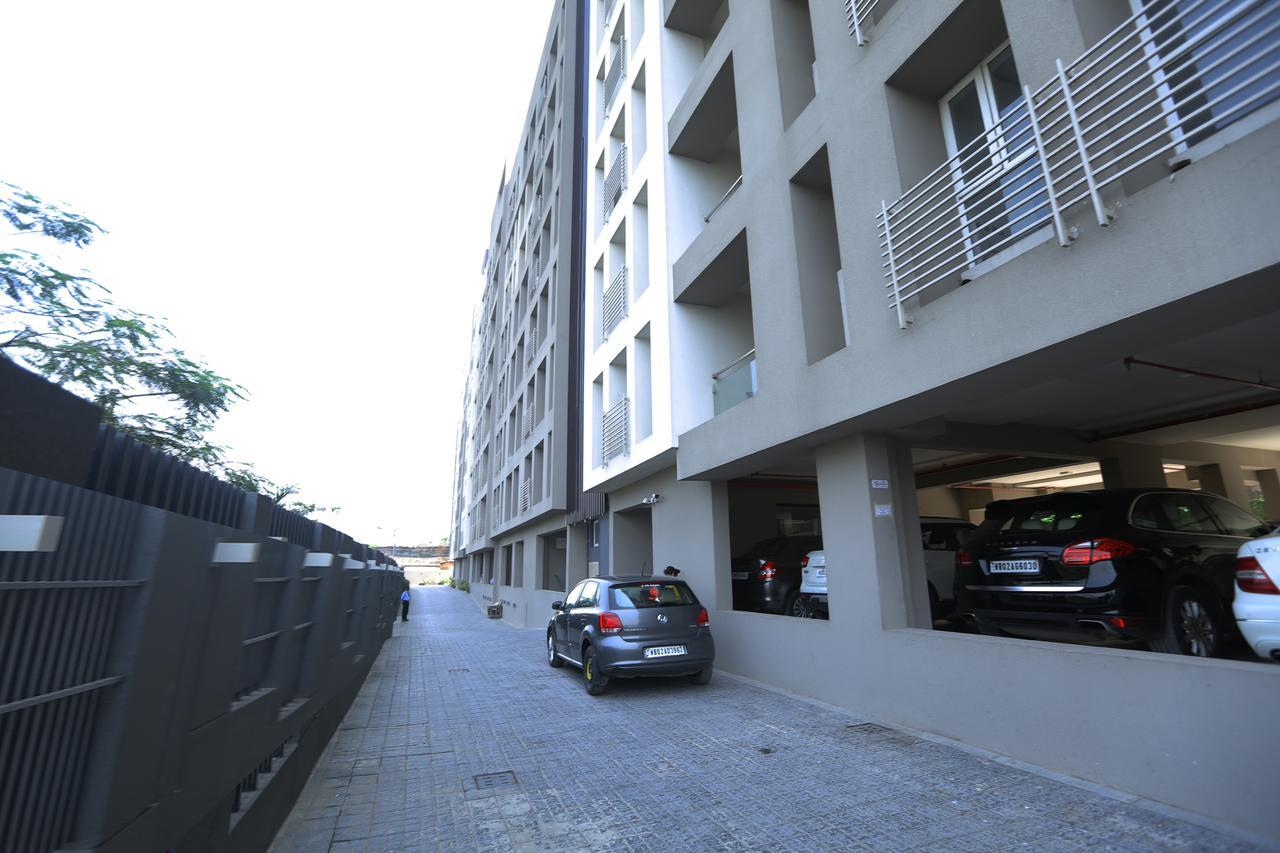 Lakeview Service Apartments Καλκούτα Εξωτερικό φωτογραφία